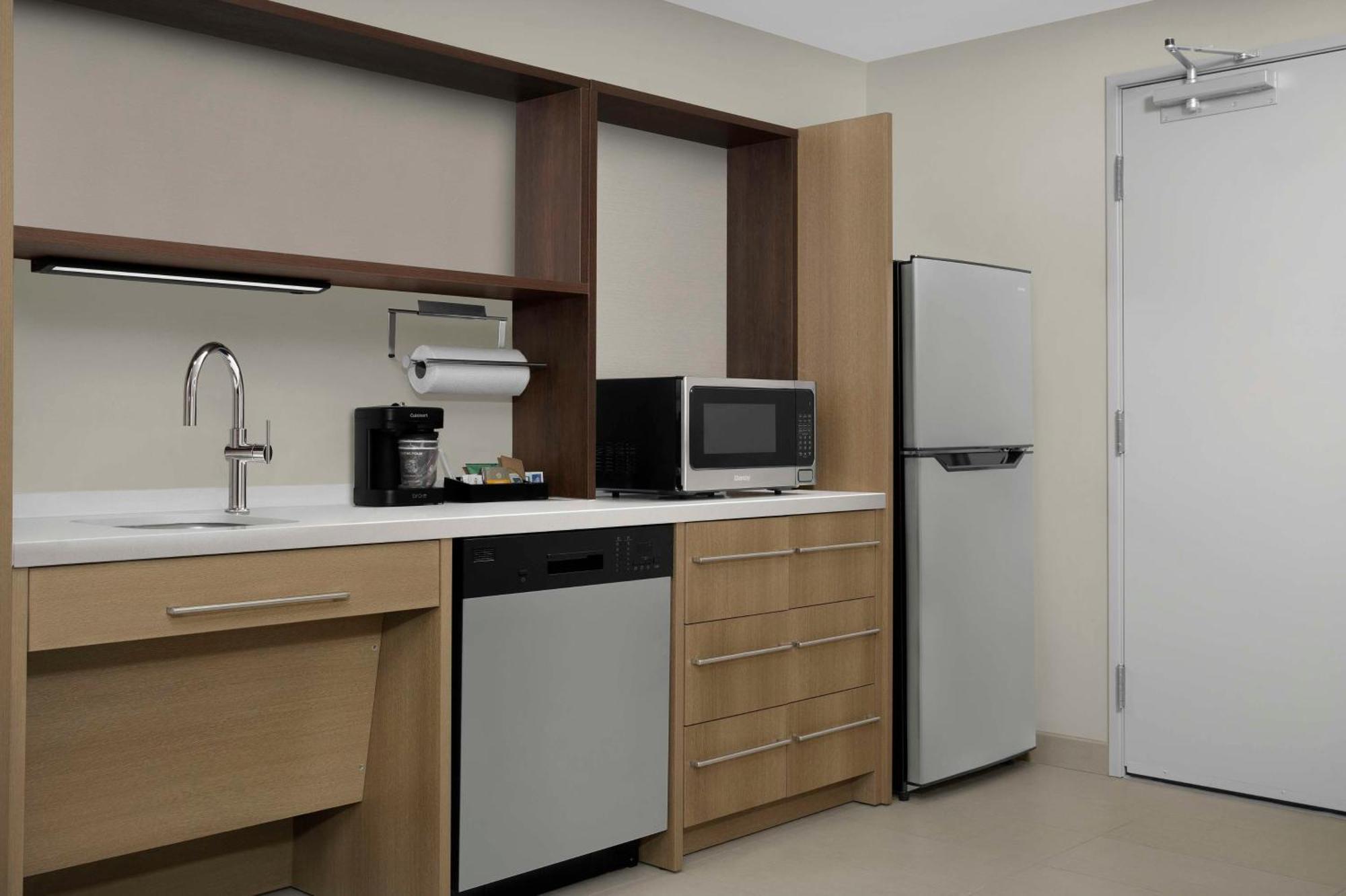 Home2 Suites By Hilton Poughkeepsie Eksteriør billede