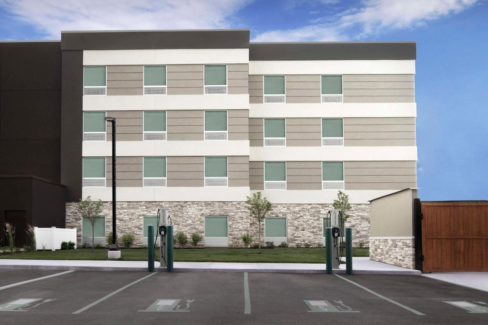 Home2 Suites By Hilton Poughkeepsie Eksteriør billede